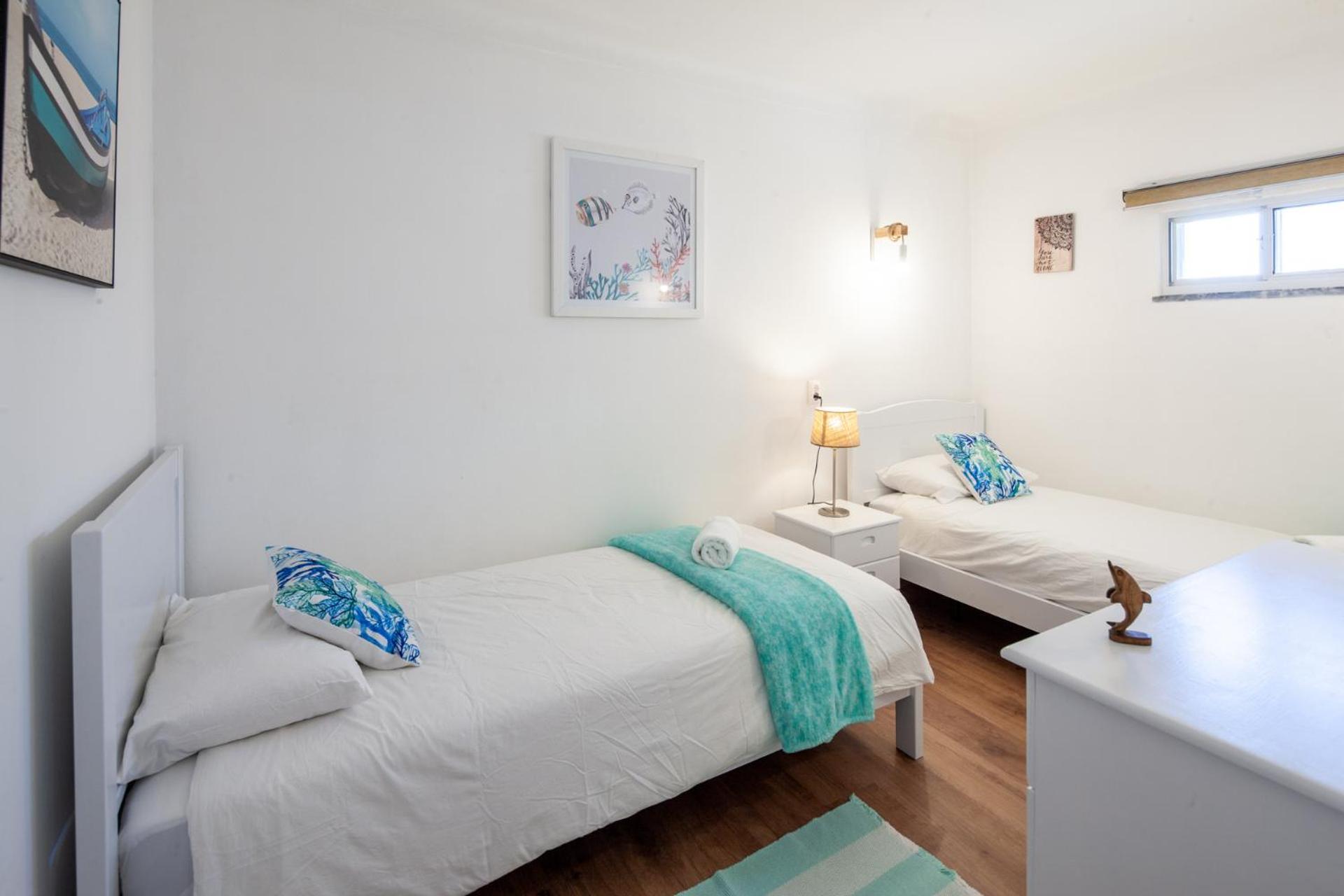 Silvercoast Apartments - Swimming Pool & Jacuzzi アトウギア・ダ・バレイア エクステリア 写真
