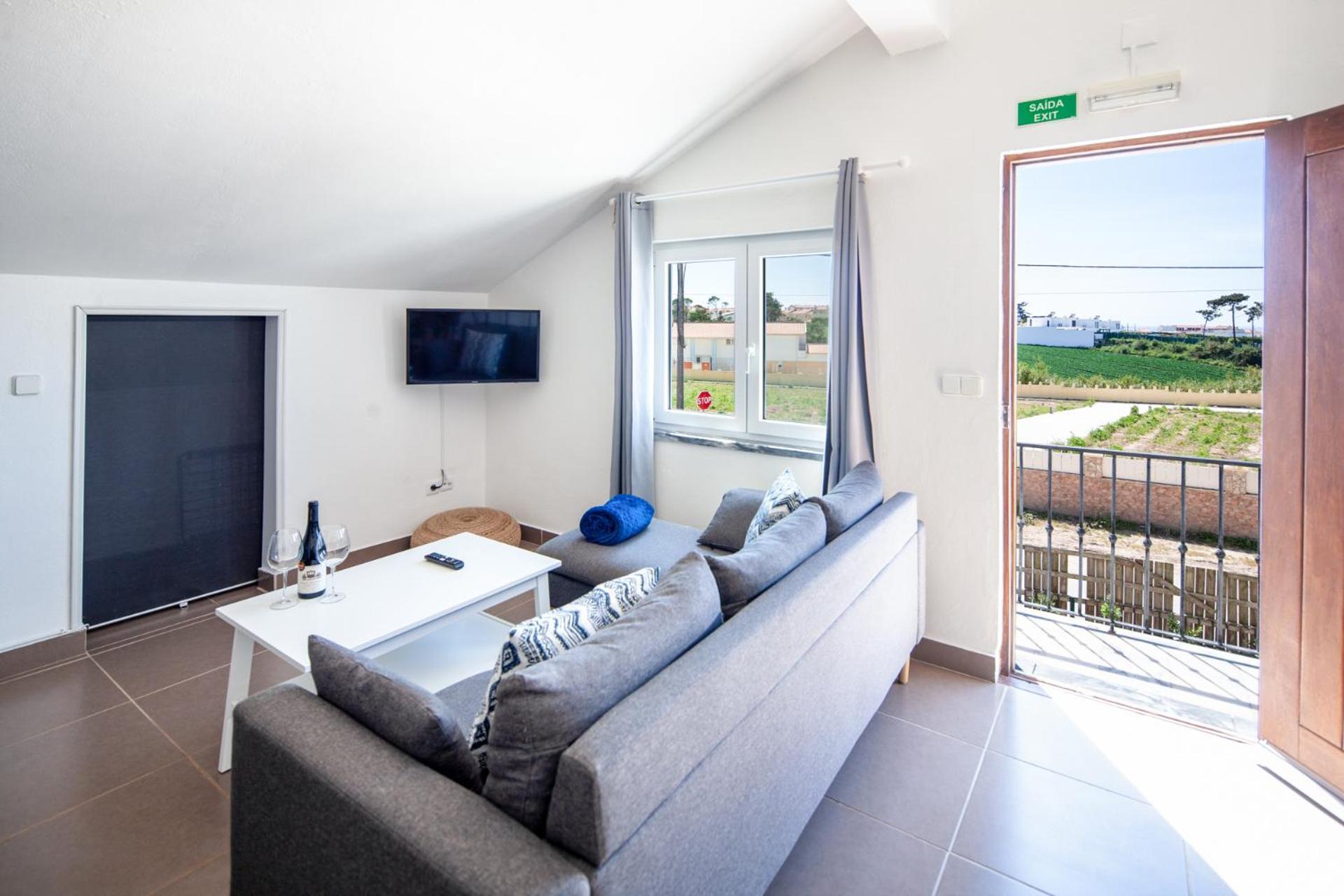 Silvercoast Apartments - Swimming Pool & Jacuzzi アトウギア・ダ・バレイア エクステリア 写真